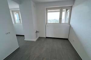 Herrliche Aussichten-nicht nur vom Balkon! 6-Zimmer-Residenz, Erstbezug nach Modernisierung, 2 Bäder – Goltsteinstr. 93, 50968 Bayenthal, Köln – Vorschaubild 6