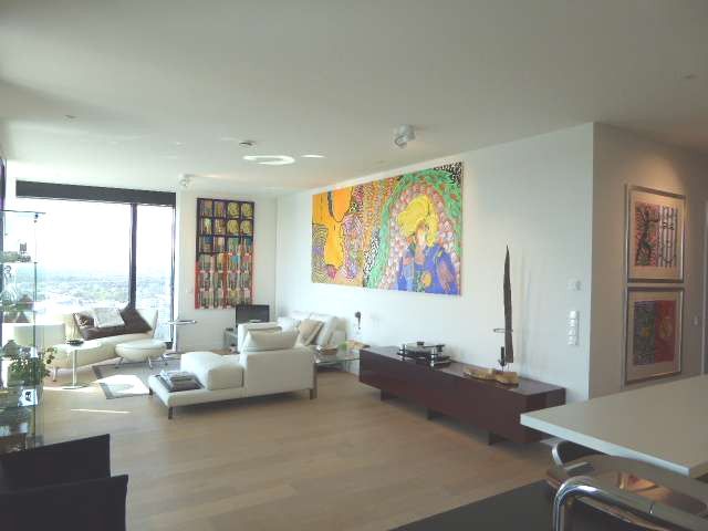 24 Etage im Henninger Turm.. V-E-R-M-I-E-T-E-T image 3