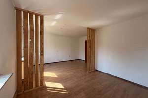 Doppelhaushälfte mit großem Garten – Die vollständige Adresse der Immobilie erhältst du vom Anbieter., 74080 Böckingen, Heilbronn – Vorschaubild 10
