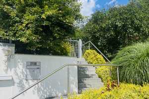 Idyllisch! Schönes Haus mit wunderschönem Gartengrundstück in Aussichtslage und großer Doppelgarage – Göppingen (Kreis) – Vorschaubild 5