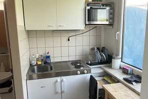 Möblierte 1-Zimmer Wohnung gegenüber vom KIT. Vermietung nur an Studenten  – Waldhornstraße 4, 76131 Karlsruhe – Vorschaubild 4