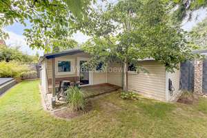 Modernisiertes Mehrfamilienhaus | 4 Wohneinheiten | Garten & Zierteich – Die vollständige Adresse der Immobilie erhältst du vom Anbieter., 51147 Wahnheide, Köln – Vorschaubild 38