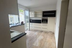 Charmantes Einfamilienhaus mit Garten und Balkon in ruhiger Lage! Ab sofort zu vermieten!