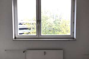 Endlich Zuhause: praktische 3-Zimmer-Wohnung mit Balkon zur Hofseite (WBS erforderlich)! – Käthe-Kollwitz-Straße 3, 45276 Steele, Essen – Vorschaubild 7