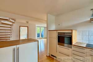 Charmante und helle  Maisonette-Wohnung mit Terrasse – 40474 Golzheim, Düsseldorf – Vorschaubild 3