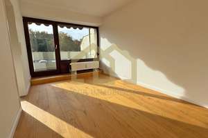 Parkallee / Sanierte 3-Zimmer-Wohnung mit Sonnenbalkon & Tiefgaragenstellplatz – Die vollständige Adresse der Immobilie erhältst du vom Anbieter., 28213 Neu-Schwachhausen, Bremen – Vorschaubild 7