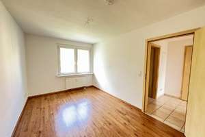 Gemütliche 2-Raum-Wohnung in ruhiger Lage! – Lutherstr. 4a,5,5a, 39112 Sudenburg, Magdeburg – Vorschaubild 2
