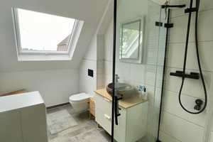 Hier ist unser neues Zuhause! Großes 1- bis 2-Familienhaus mit Scheune, Wintergarten, Doppel-Garage – Kleve (Kreis) – Vorschaubild 5