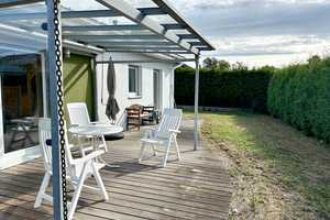 Exklusiver und lichtdurchfluteter Bungalow mit Doppelgarage in ruhiger und zentraler Lage – Ostholstein (Kreis) – Vorschaubild 1