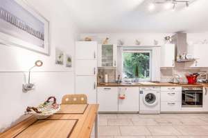 Stilvolles Zweifamilienhaus in direkter Nähe zum Rhododendron-Park – Die vollständige Adresse der Immobilie erhältst du vom Anbieter., 28359 Horn, Bremen – Vorschaubild 7