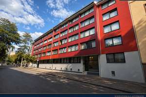Helle 2-Zimmer-Wohnung mit großzügigem Balkon und Tiefgaragenstellplatz – attraktive Kapitalanlage