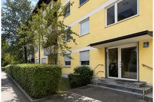 - ZENTRAL IN PLANEGG - großzügige, vermietete 3-Zimmer-Wohnung in gepflegter Wohnanlage – Die vollständige Adresse der Immobilie erhältst du vom Anbieter., 82152 Planegg – Vorschaubild 2
