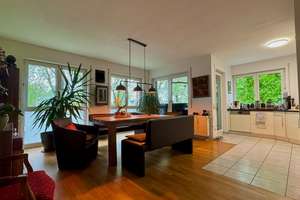 Wohnen direkt am Vinckekanal – Großzügige 4-Zimmer-Erdgeschosswohnung mit zwei Balkonen – Krusestraße 39, 47119 Ruhrort, Duisburg – Vorschaubild 2