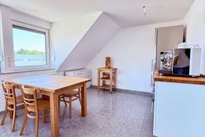 2 oder 3 Zimmer – flexible Dachgeschosswohnung mit Balkon & Stellplatz – Die vollständige Adresse der Immobilie erhältst du vom Anbieter., 51069 Dellbrück, Köln – Vorschaubild 2