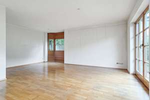 Familienglück mit Südgarten & 2 Garagen und Atelier/Studio – DHH in bester Wohnlage von Wendelstein! – Die vollständige Adresse der Immobilie erhältst du vom Anbieter., 90530 Wendelstein – Vorschaubild 9