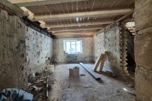 Stadthaus mit Genehmigung, Innenhof und großem Entwicklungsspielraum – Die vollständige Adresse der Immobilie erhältst du vom Anbieter., 93133 Burglengenfeld – Vorschaubild 6