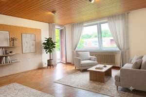 Das Komplettpaket in Hamburg-Horn: Endetagenwohnung mit Stellplatz, Loggia, XXL-Keller