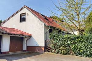 Freistehendes Einfamilienhaus in beliebter Wohnlage – Die vollständige Adresse der Immobilie erhältst du vom Anbieter., 61352 Bad Homburg vor der Höhe – Vorschaubild 1