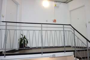 EXKLUSIV AM LESSINGPLATZ HELL + RUHIG RENOVIERT INKL. EINBAUKÜCHE LAMINAT DUSCHBAD 5. ETAGE/OBERBILK – Lessingstraße 61, 40227 Oberbilk, Düsseldorf – Vorschaubild 11