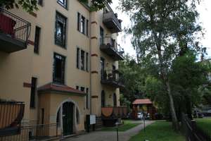 großzügige 2-Zi.-Whng. mit Balkon in attr. Stadtvilla – Die vollständige Adresse der Immobilie erhältst du vom Anbieter., 1309 Striesen-Süd, Dresden – Vorschaubild 4