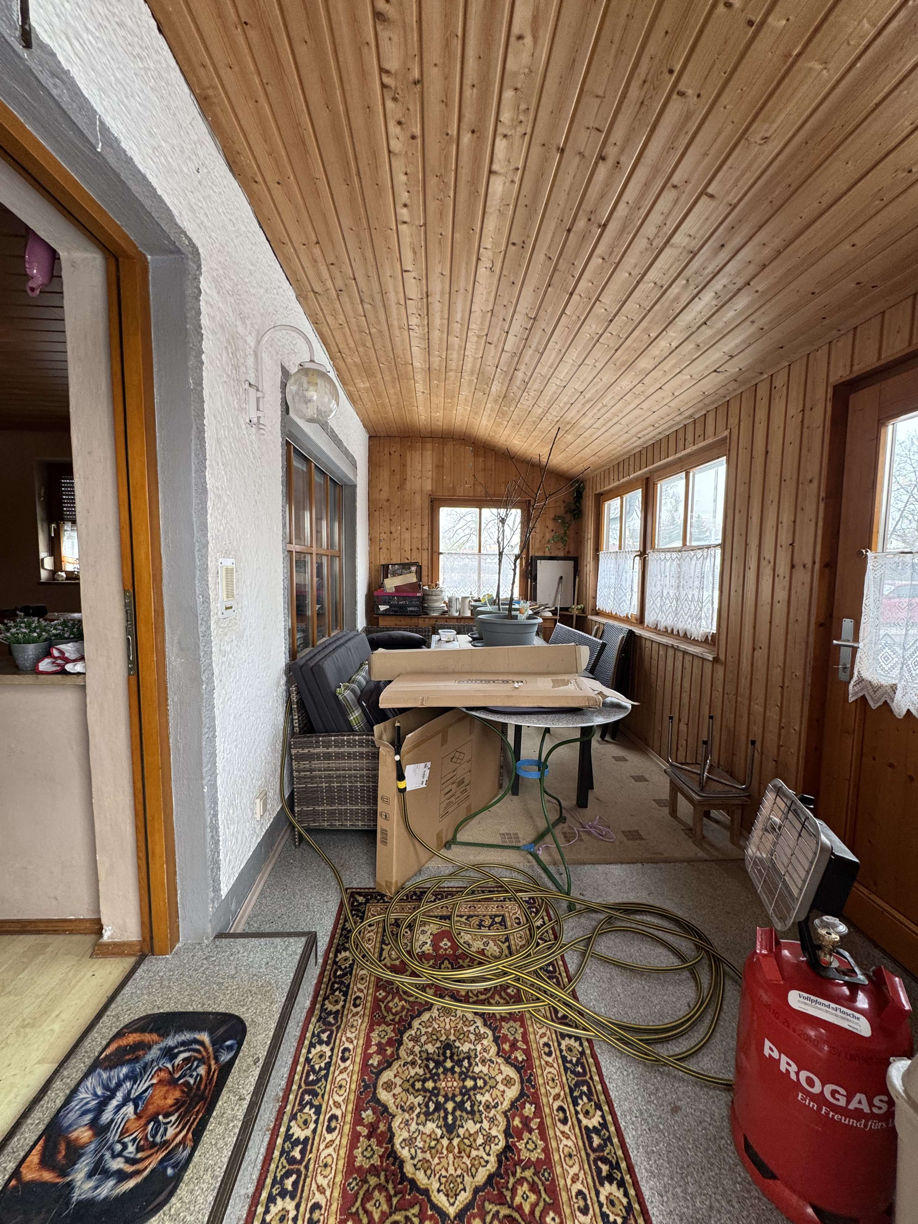 Bungalow mit Sanierungsbedarf, Regensburg Kreis – Bild 1