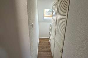 Frisch sanierte 4,5 - Zimmer Maisonette Wohnung in 2-Familienhaus in zentraler Lage mit EBK – 55246 Mainz-Kostheim, Wiesbaden – Vorschaubild 10