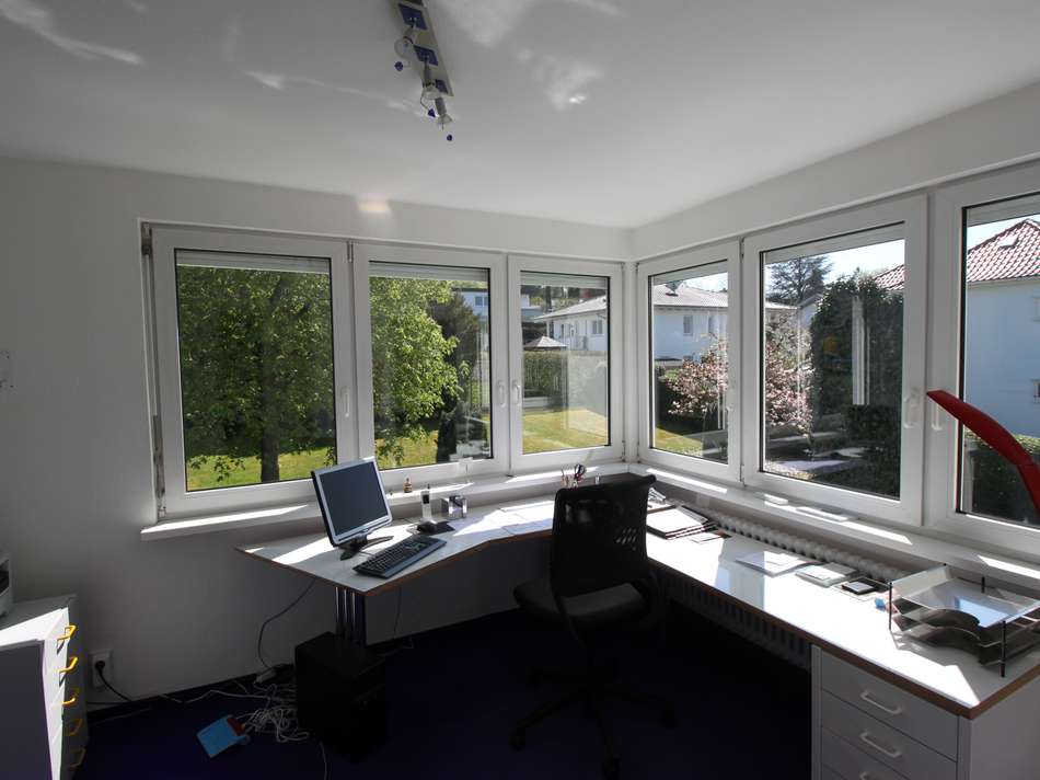 Kinder-/Bürozimmer