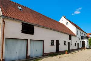 Historisches Anwesen aus dem 19. Jahrhundert mit großem Grundstück in Friedrichshofen – Die vollständige Adresse der Immobilie erhältst du vom Anbieter., 85049 Friedrichshofen-Hollerstauden, Ingolstadt – Vorschaubild 2