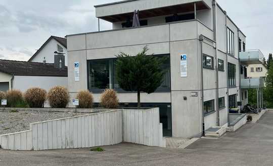 Viel Platz in diesem modern ausgestatteten Haus in Reutlingen