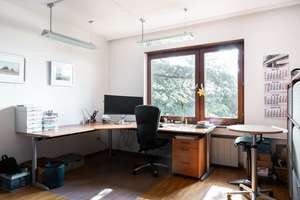 Außergewöhnlich großzügiges Wohnambiente mit herrlicher Aussicht – Die vollständige Adresse der Immobilie erhältst du vom Anbieter., 72581 Dettingen an der Erms – Vorschaubild 15