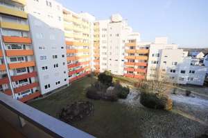 bezugsfreie 2 Zimmerwohnung mit Balkon  und TG-Platz in Maintal-Bischofsheim – Die vollständige Adresse der Immobilie erhältst du vom Anbieter., 63477 Maintal – Vorschaubild 2