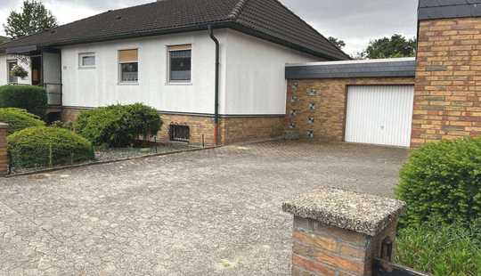 Bild von Charmanter Bungalow in Gifhorn mit Vollkeller & Garagen