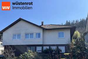 Solides Massivhaus mit Garten und Einliegerwohnung in Aussichtslage – Ostalbkreis – Vorschaubild 1