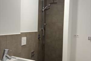 Exklusiver Neubau-Erstbezug in Köln-Rodenkirchen - 2,5-Zimmer-Wohnung mit Komfortausstattung – Walther-Rathenau-Straße 12, 50996 Rodenkirchen (Ortsteil), Köln – Vorschaubild 8
