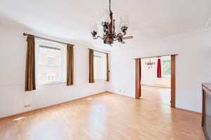 NEU: Mehrfamilienhaus mit Charme und Geschichte in Backnang **Garage**Weitblick** – Rems-Murr-Kreis – Vorschaubild 8