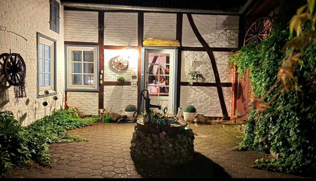 Immobilie in Lemgow - Ein Zuhause fürs Leben: Romantischer Resthof für Generationen & Tierliebhaber im Wendland - Bild 1