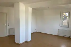 Einraumwohnung mit EBK in ruhiger Lage – Kieselhausenstr. 22, 9117 Chemnitz – Vorschaubild 3