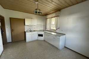 Geräumiges Zweifamilienhaus mit Südbalkon, Garage und schönem Garten! – Tirschenreuth (Kreis) – Vorschaubild 5