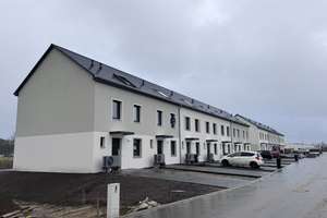 Fertig erstelltes Neubau Reihenhaus in Pirna-Mockethal, sofort bezugsfertig, Festpreis – Speicherstraße 14, 1796 Pirna – Vorschaubild 3