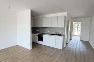 Helle 3-Raum-Wohnung mit Einbauküche, Gäste-WC und Balkon