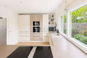 Architektur trifft Lebensgefühl  freistehendes Luxushaus – Die vollständige Adresse der Immobilie erhältst du vom Anbieter., 51375 Schlebusch, Leverkusen – Vorschaubild 9