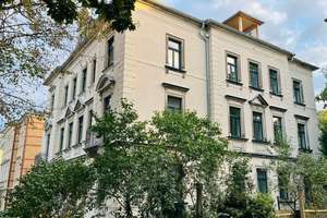 helle 3-Zimmer-Wohnung mit Balkon im 1.OG in einem sanierten Gründerhaus – Roquettestraße 41, 1157 Briesnitz, Dresden – Vorschaubild 2