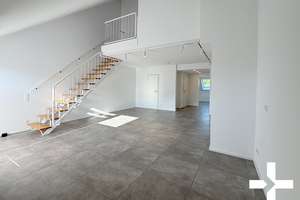 Moderne Maisonette-Wohnung in ruhiger, dennoch stadtnaher Lage!
