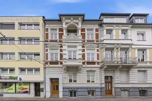 Stilvolles Gründerzeithaus mit 341m² Wohnfläche verteilt auf drei Wohneinheiten im Bonner Zentrum – Die vollständige Adresse der Immobilie erhältst du vom Anbieter., 53111 Bonn-Zentrum, Bonn – Vorschaubild 3