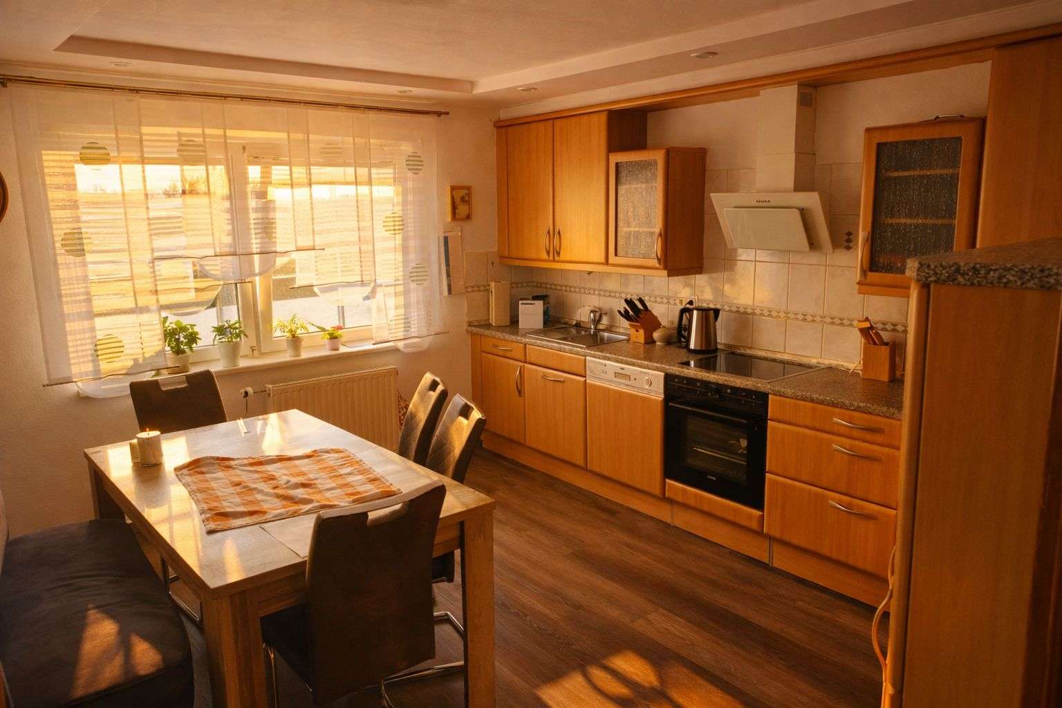 Immobilie in Unzenberg - Geräumiges 8-Zimmer-Haus mit Garage in Unzenberg - Bild 11