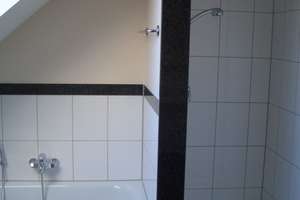 Sehr grosszügige und lichtdurchflutete Dachgeschosswohnung – Sterntalerweg 75, 40235 Flingern Nord, Düsseldorf – Vorschaubild 6