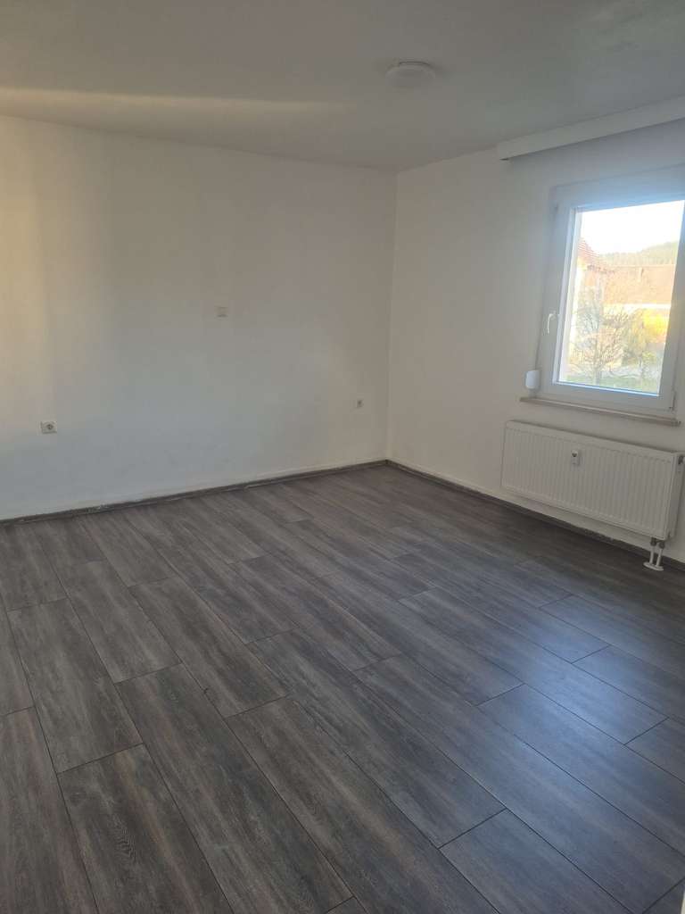 Immobilie in Rangendingen - Einfamilienhaus mit 7 Zimmern und Garage in Rangendingen - Bild 4