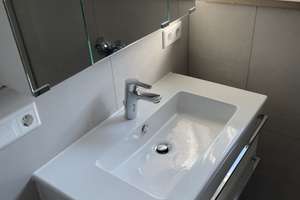 3-Zimmer-Wohnung mit Balkon in Ingolstadt – Die vollständige Adresse der Immobilie erhältst du vom Anbieter., 85053 Südost, Ingolstadt – Vorschaubild 8