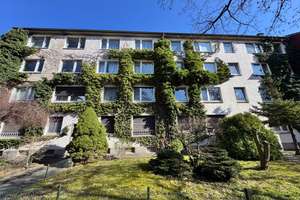 Mehrfamilienhaus von 1956 mit Garagenhof im schönen Stadtteil Bulmke-Hüllen – Die vollständige Adresse der Immobilie erhältst du vom Anbieter., 45888 Bulmke-Hüllen, Gelsenkirchen – Vorschaubild 1