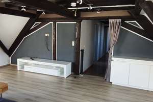 Gemütliche 3-Zimmer-Dachgeschosswohnung mit EBK & Stellplatz – 64319 Pfungstadt – Vorschaubild 14